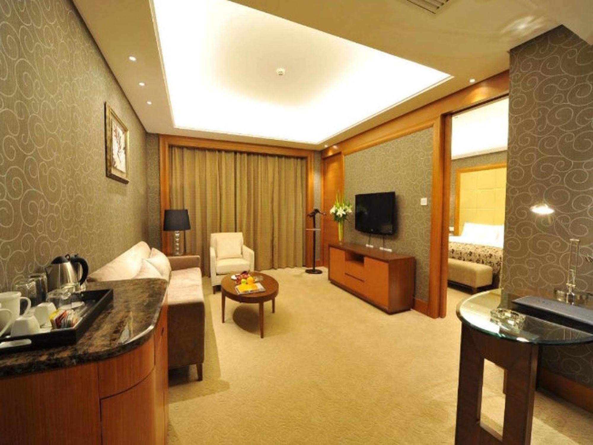 จอสเซียนเซสอินเตอร์เนชั่นแนลคอนเฟเรนซ์เซนเตอร์ Hotel ปักกิ่ง ภายนอก รูปภาพ